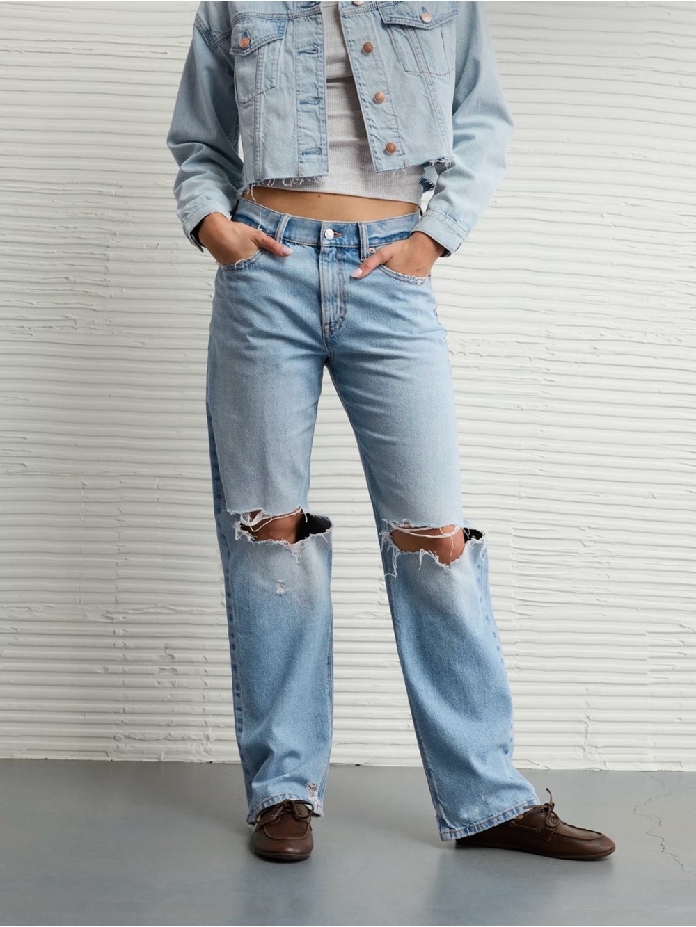 American Eagle Outfitters Light Blue Distressed Straight Leg Jeans